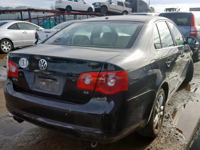 3VWEF71K57M120829 - 2007 VOLKSWAGEN JETTA WOLF BLACK photo 4