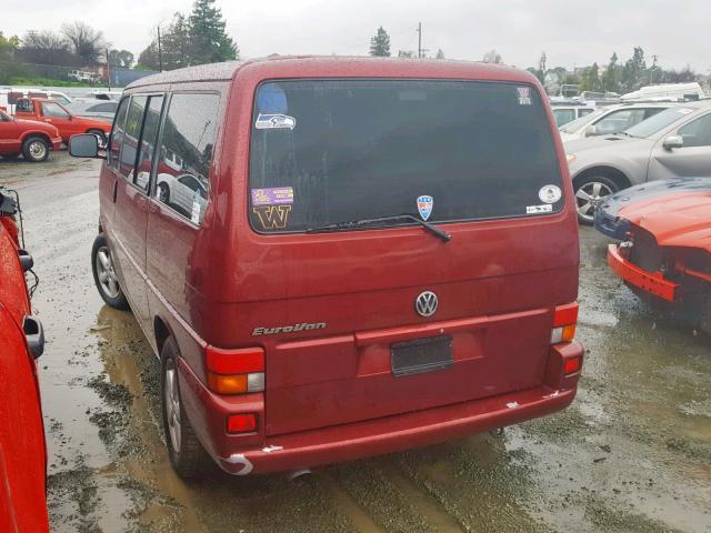 WV2KB47091H153268 - 2001 VOLKSWAGEN EUROVAN GL RED photo 3