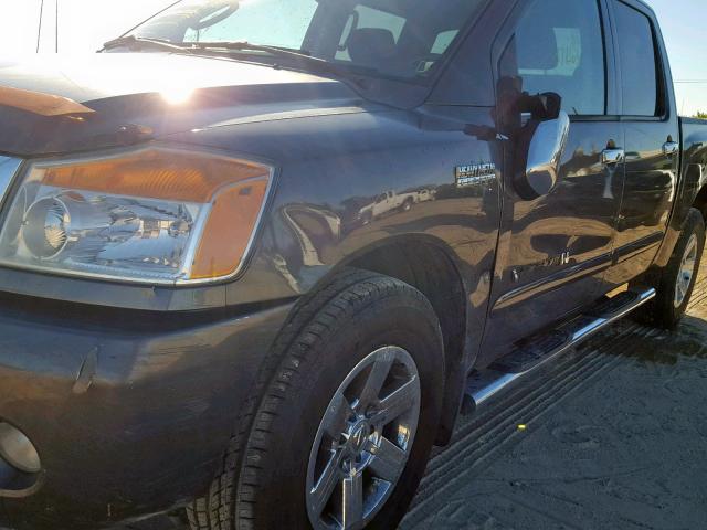 1N6BA0ED7BN325555 - 2011 NISSAN TITAN S GRAY photo 9