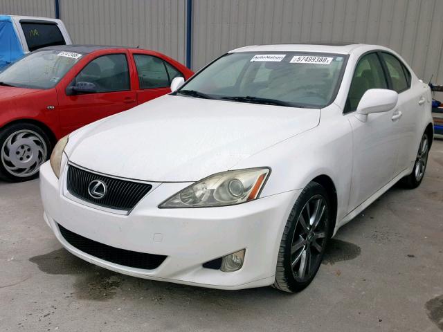 JTHBK262X82073947 - 2008 LEXUS IS 250 WHITE photo 2