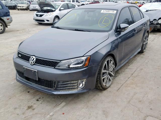 3VW5S7AJ1EM394139 - 2014 VOLKSWAGEN JETTA GLI GRAY photo 2