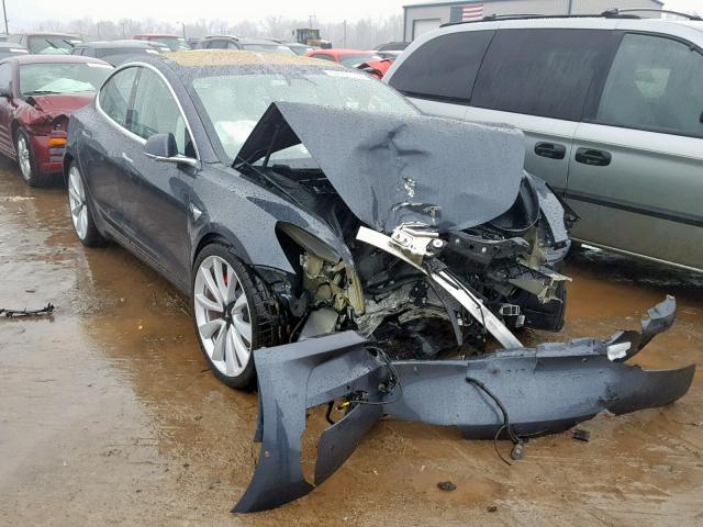 5YJ3E1EB7JF074355 - 2018 TESLA MODEL 3 GRAY photo 1