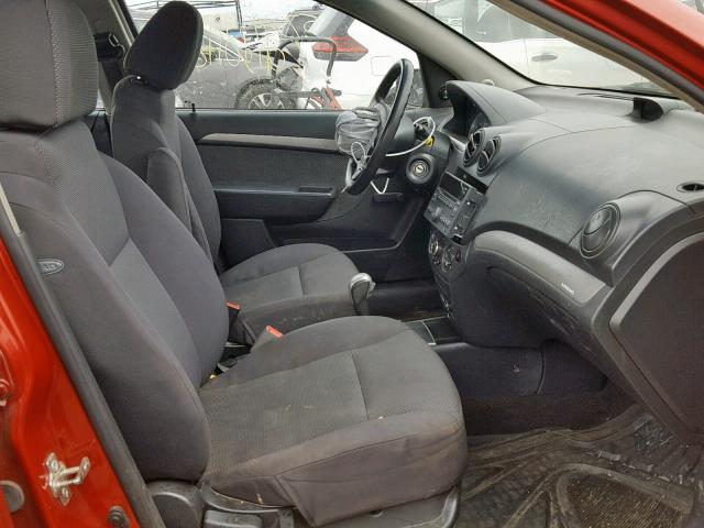 KL1TD56E79B645710 - 2009 CHEVROLET AVEO LS RED photo 5