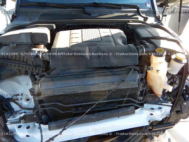 SALAG2D41CA619576 - 2012 LAND ROVER LR4 HSE WHITE photo 7