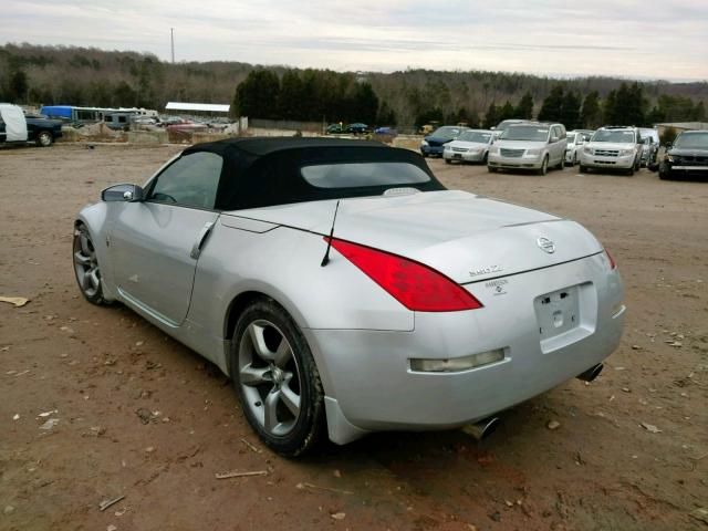 JN1AZ36A26M452502 - 2006 NISSAN 350Z ROADS SILVER photo 3