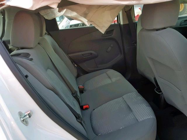 1G1JA6SH8G4168181 - 2016 CHEVROLET SONIC LS 白色 照片 6