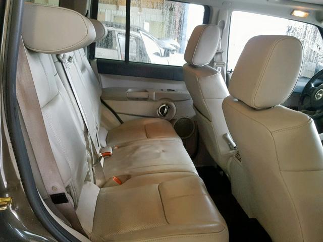 1J8HG58296C221114 - 2006 JEEP COMMANDER BROWN photo 6