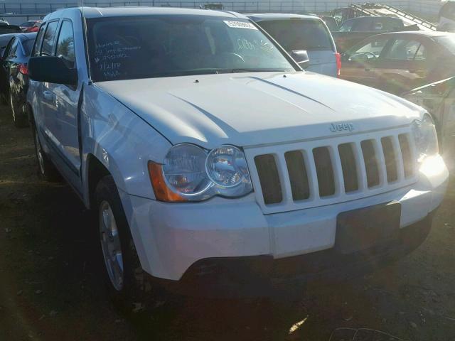 1J8GR48K18C242042 - 2008 JEEP GRAND CHER WHITE photo 1