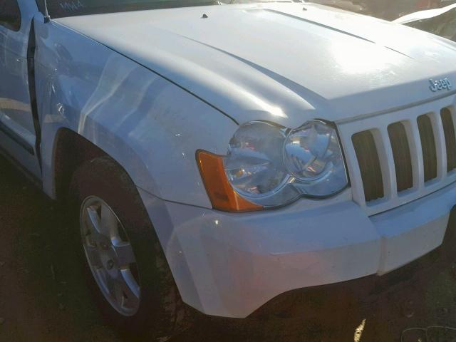 1J8GR48K18C242042 - 2008 JEEP GRAND CHER WHITE photo 9