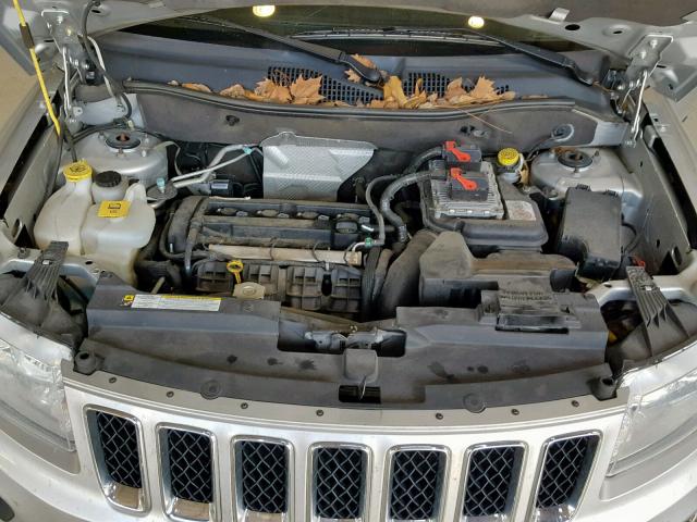 1J4NT1FA5BD253033 - 2011 JEEP COMPASS SP 银色 照片 7