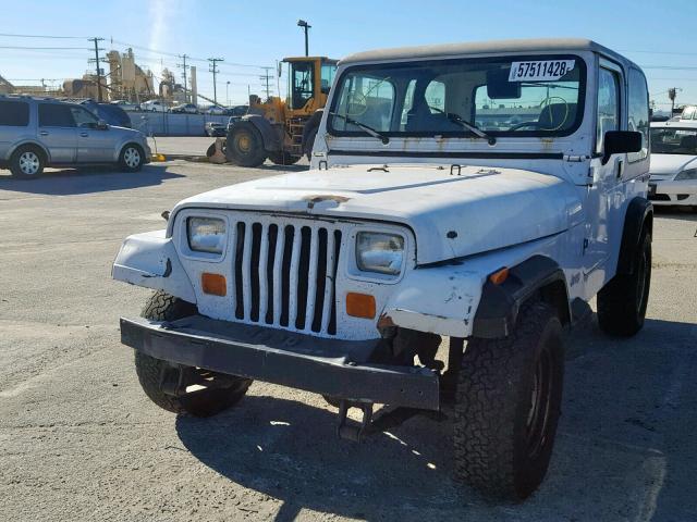 2J4FY29T4LJ548582 - 1990 JEEP WRANGLER / WHITE photo 2