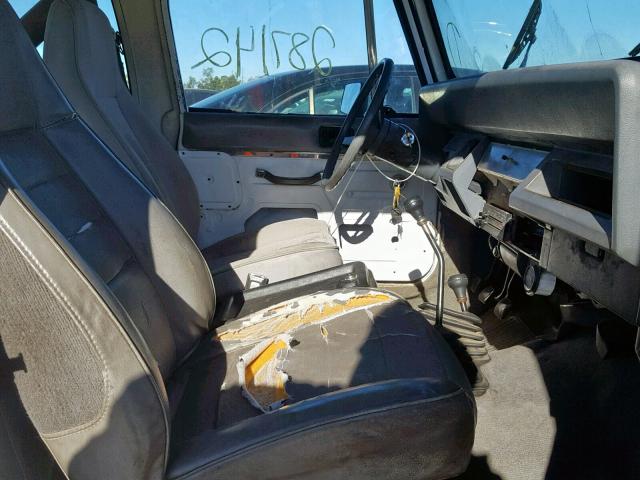 2J4FY29T4LJ548582 - 1990 JEEP WRANGLER / WHITE photo 5