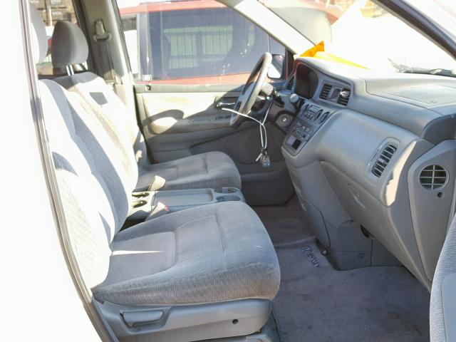 5FNRL18512B006415 - 2002 HONDA ODYSSEY LX WHITE photo 5