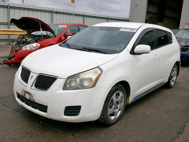 5Y2SP67819Z440742 - 2009 PONTIAC VIBE WHITE photo 2