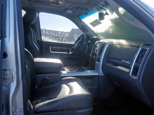 3D73Y3CL9BG628009 - 2011 DODGE RAM 3500 SILVER photo 5