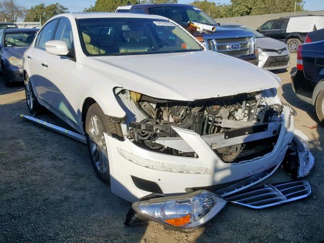 KMHGC4DF3BU138392 - 2011 HYUNDAI GENESIS 4. WHITE photo 1