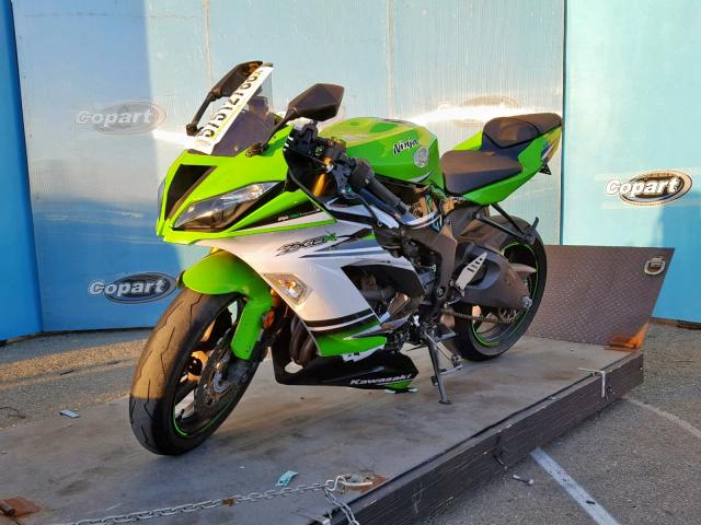 JKBZXJE17FA014335 - 2015 KAWASAKI ZX636 E GREEN photo 2