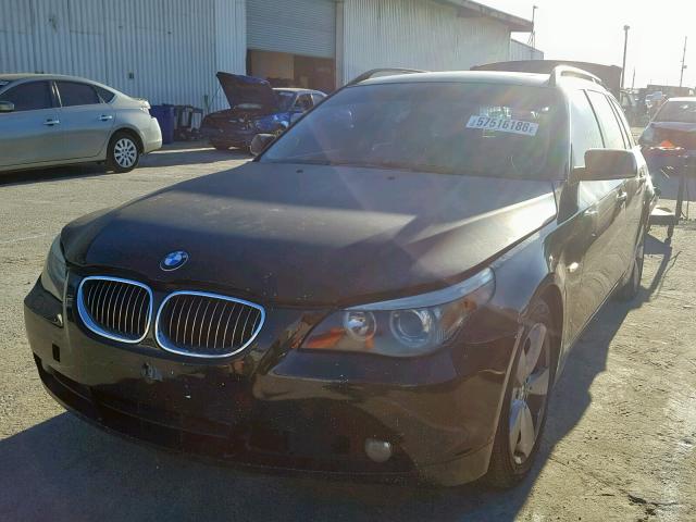 WBANN73596CN03490 - 2006 BMW 530 XIT BLACK photo 2