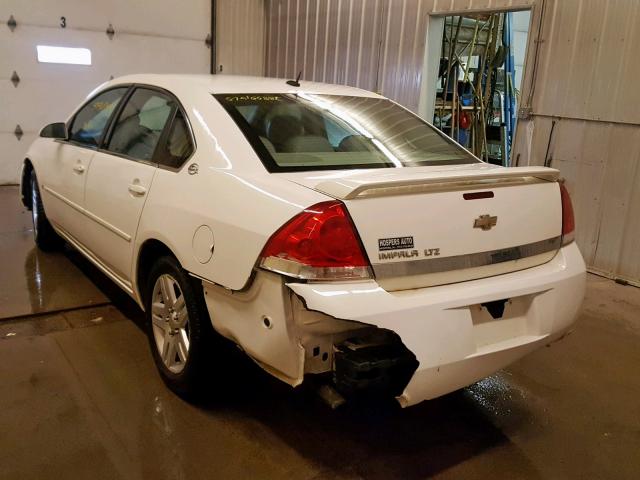 2G1WU581169150263 - 2006 CHEVROLET IMPALA LTZ WHITE photo 3