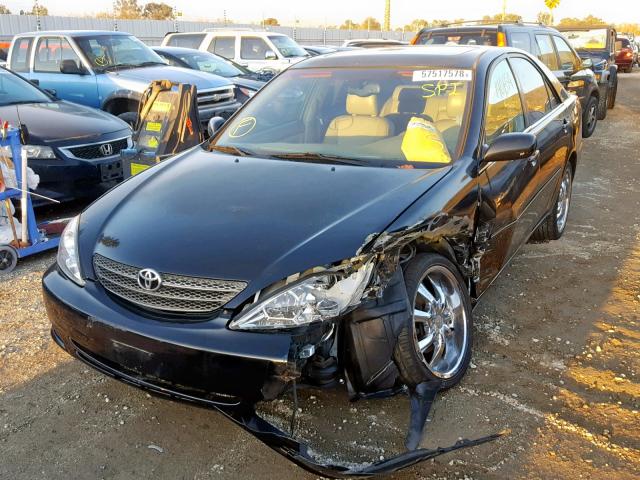 JTDBE32K330233224 - 2003 TOYOTA CAMRY LE BLACK photo 2