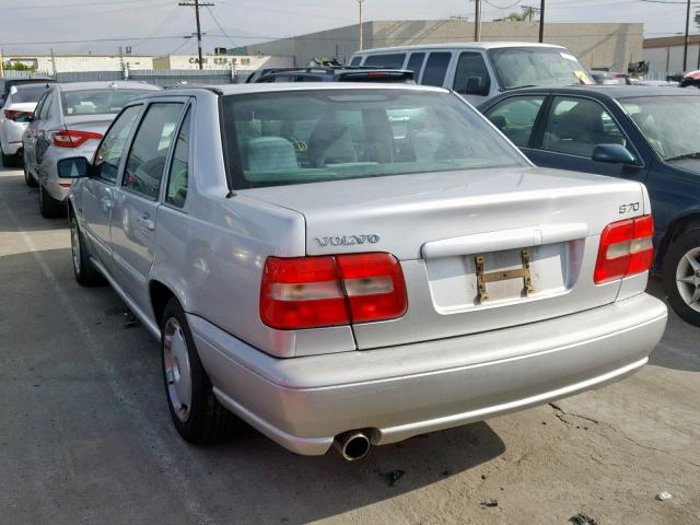 YV1LS5573W1510480 - 1998 VOLVO S70 SILVER photo 3