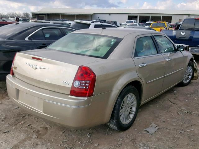 2C3KA53GX8H165061 - 2008 CHRYSLER 300 TOURIN GOLD photo 4