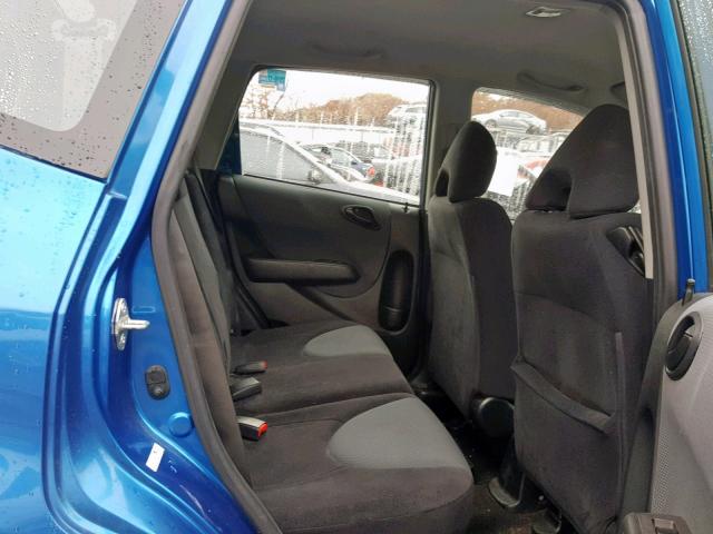 JHMGD38447S053583 - 2007 HONDA FIT BLUE photo 6