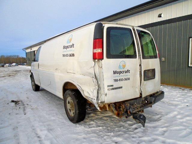 1GCZGGBA4A1139481 - 2010 CHEVROLET EXPRESS G2500  photo 3