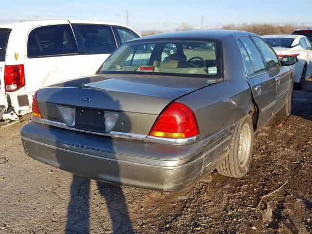 2FAFP74WXYX127371 - 2000 FORD CROWN VICTORIA LX  photo 4