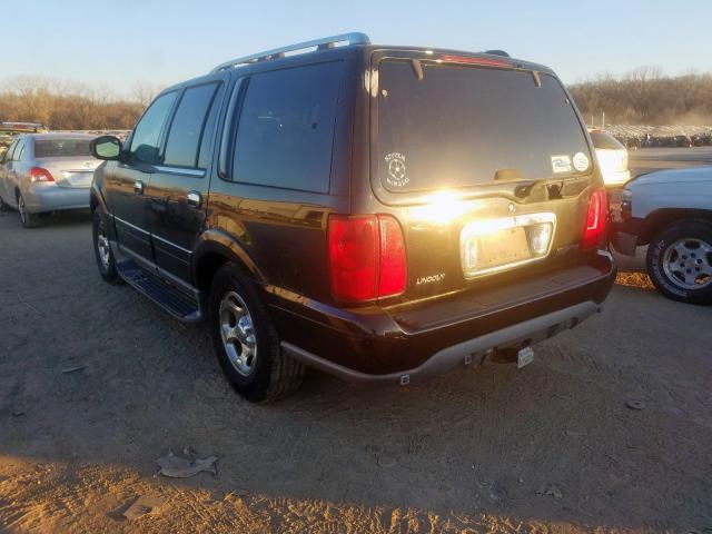 5LMFU28RX2LJ15776 - 2002 LINCOLN NAVIGATOR  photo 3