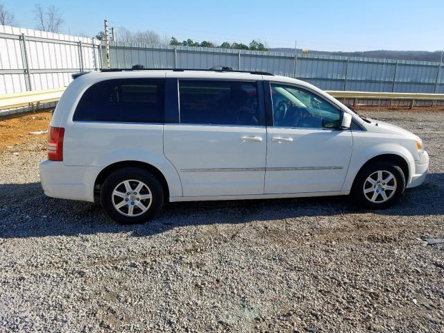 2A4RR5D18AR221506 - 2010 CHRYSLER TOWN & COUNTRY TOURING  photo 9