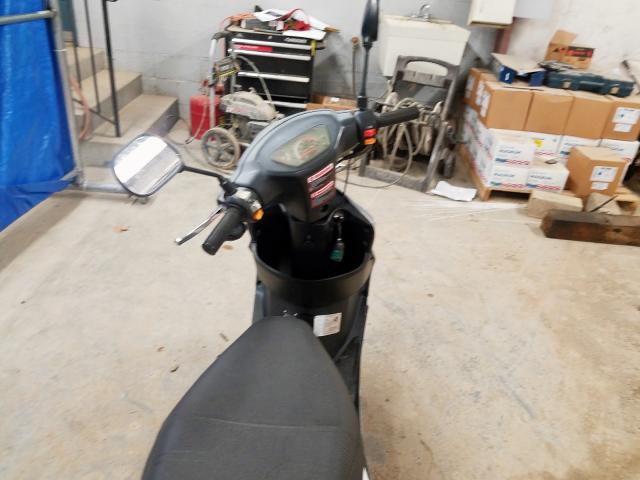 L5YACBPZ3J1129933 - 2018 OTHER other scooter  photo 5