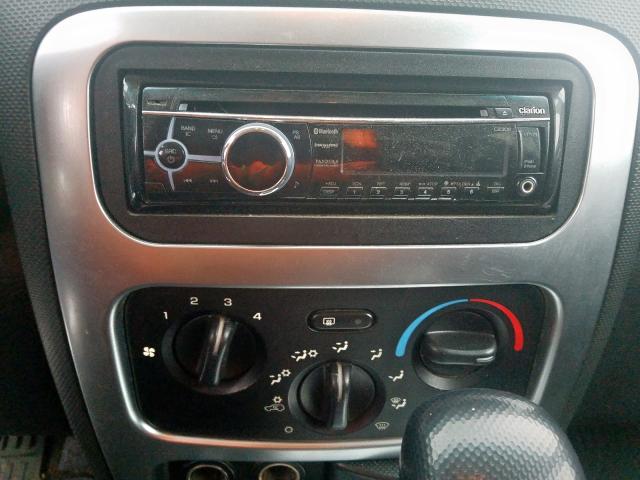 1J4GL38K94W212695 - 2004 JEEP LIBERTY RENEGADE  photo 9