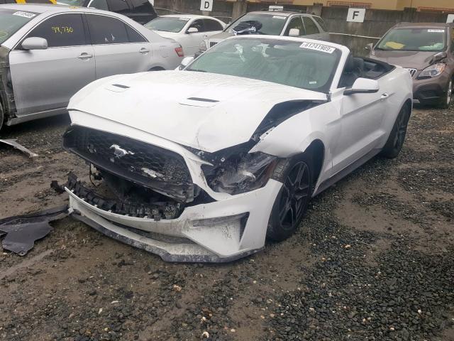 1FATP8UH1J5155660 - 2018 FORD MUSTANG  photo 2