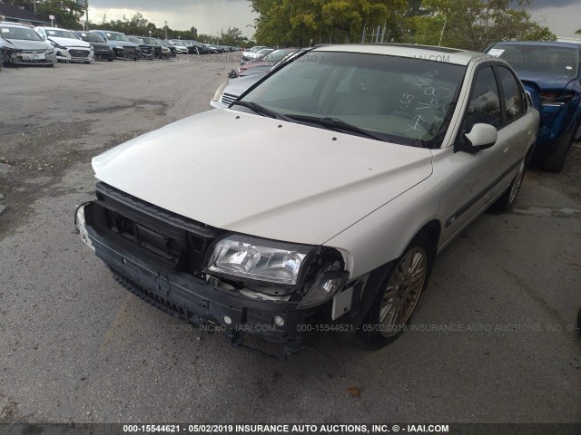 YV1TS94DX11215268 - 2001 VOLVO S80 WHITE photo 2