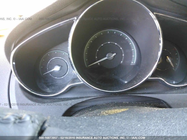 1G1ZJ57B19F213681 - 2009 CHEVROLET MALIBU SILVER photo 7