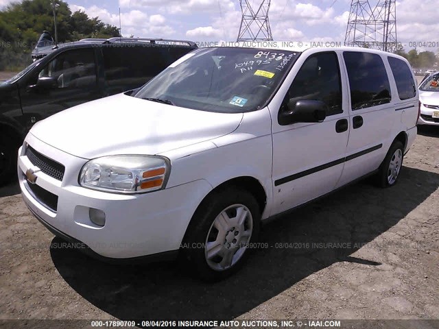 1GNDV23W78D108433 - 2008 CHEVROLET UPLANDER LS WHITE photo 2