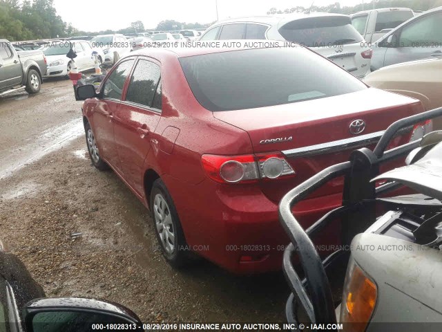 5YFBU4EE3CP066240 - 2012 TOYOTA COROLLA S/LE RED photo 3