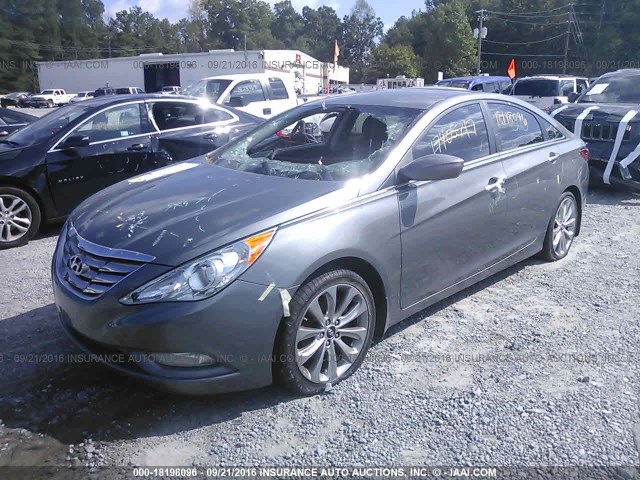 5NPEC4ACXCH499734 - 2012 HYUNDAI SONATA SE/LIMITED SILVER photo 2