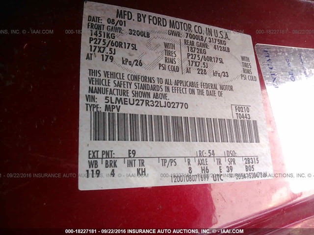 5LMEU27R32LJ02770 - 2002 LINCOLN NAVIGATOR RED photo 9