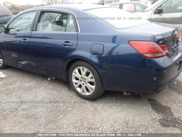 4T1BK36B08U268043 - 2008 TOYOTA AVALON XL/XLS/TOURING/LIMITED BLUE photo 3