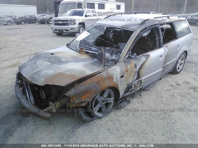 WVWWH63B04E133630 - 2004 VOLKSWAGEN PASSAT GLX 银色 照片 2