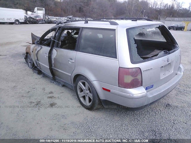 WVWWH63B04E133630 - 2004 VOLKSWAGEN PASSAT GLX 银色 照片 3