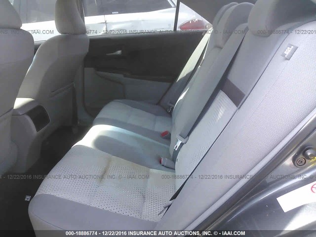 4T1BF1FK0CU023132 - 2012 TOYOTA CAMRY SE/LE/XLE GRAY photo 8