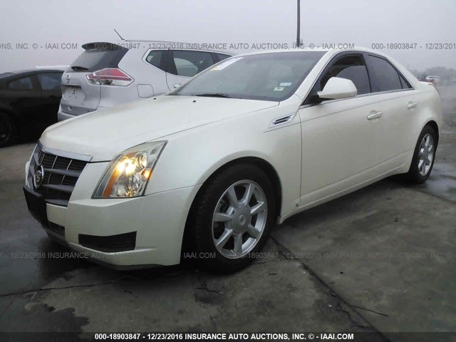 1G6DP57V080116633 - 2008 CADILLAC CTS HI FEATURE V6 WHITE photo 2