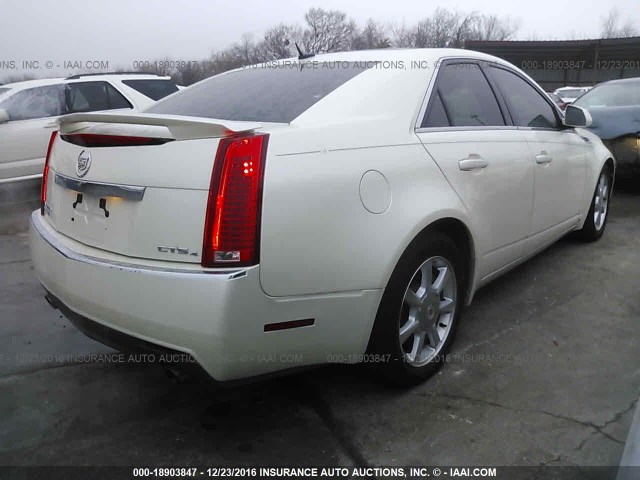 1G6DP57V080116633 - 2008 CADILLAC CTS HI FEATURE V6 WHITE photo 4