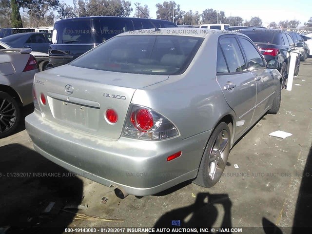 JTHBD182810015726 - 2001 LEXUS IS 300 SILVER photo 4