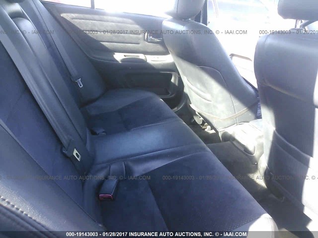 JTHBD182810015726 - 2001 LEXUS IS 300 SILVER photo 8