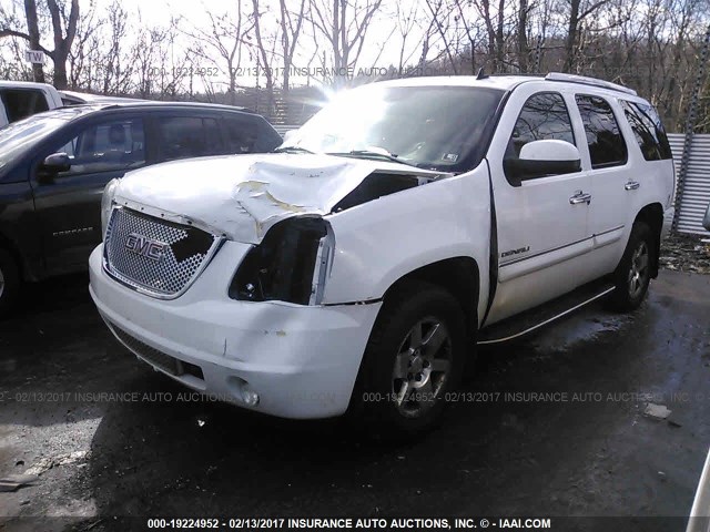 1GKFK63897J179513 - 2007 GMC YUKON DENALI WHITE photo 2