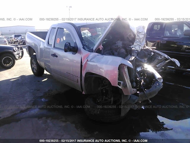 2GCEC19JX71616253 - 2007 CHEVROLET SILVERADO C1500 TAN photo 1